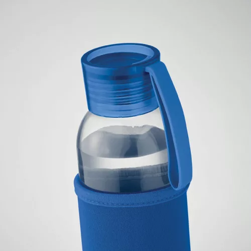 Sticlă de apă din sticlă reciclată cu husă neopran - Ebor, Albastru regal
